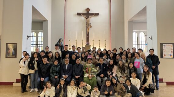 조병진 베니뇨 주임 신부님의 사제 서품 10주년